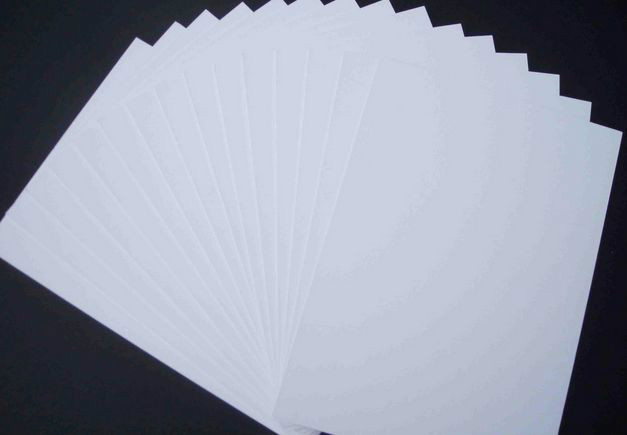 龍頭紙廠為何頻頻下調原料紙價格？